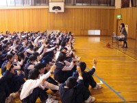 服でできるエコ／神戸市立太山寺中学校